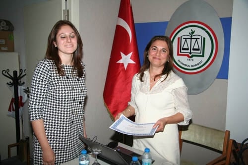Kadına Şiddet Durmak Bilmiyor

 - 135