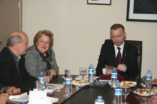 İzmir Barosu Yönetiminden 
İstanbul Barosuna Destek - 42
