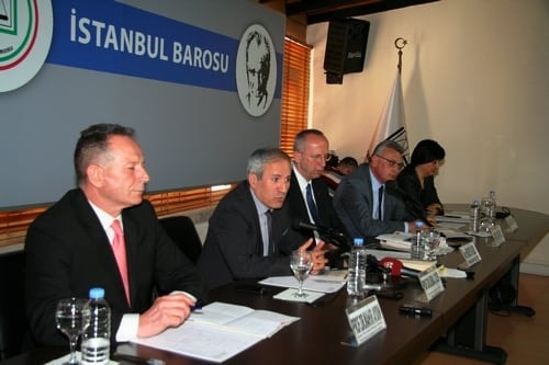 Tarihi Gerçeklikten Politik Kurguya Ermeni Sorunu
 - 32
