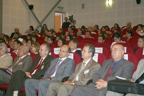 İş Ve Sosyal Güvenlik Hukuku 
Sempozyumu Yapıldı
 - 6
