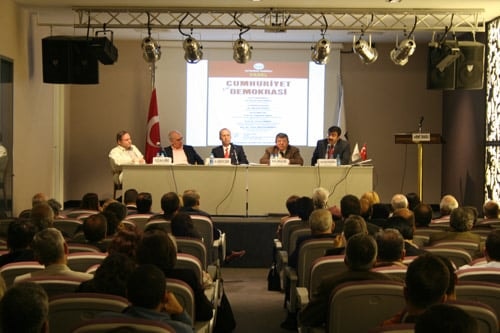 Cumhuriyet Ve Demokrasi Ayrı Şeyler Değildir - 7
