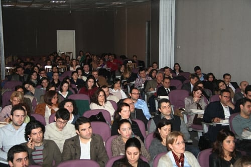 “Kadın Hakları Ve Aile İçi Şiddet” Konulu Sertifika Programı

 - 2