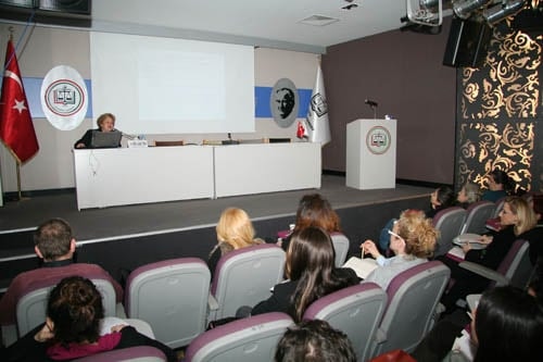 Kadın Hakları Ve Aile İçi Şiddet Semineri Devam Ediyor

 - 47