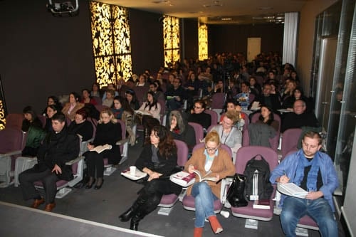 Kadın Hakları Ve Aile İçi Şiddet Semineri Devam Ediyor

 - 86
