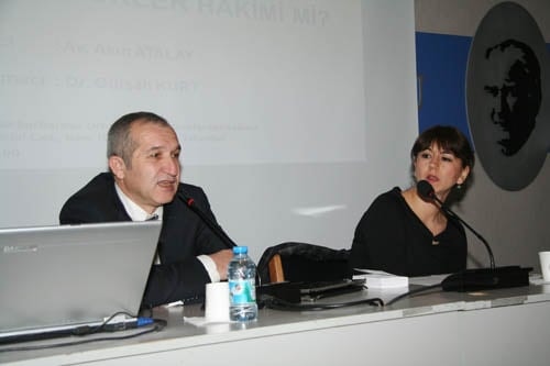 Özgürlükler Hâkimi

 - 18