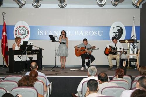Baromuzda Hafif Müzik Esintisi - 12
