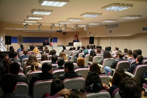 Adaleti Sağlayan Bir Meslek
 - 17