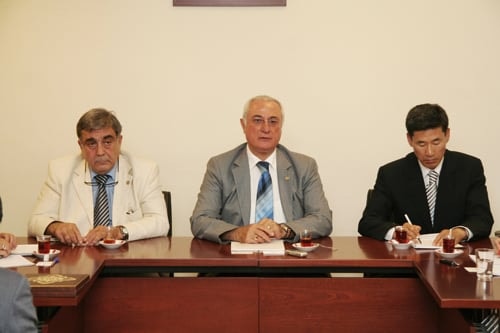 Güney Koreli Hukukçular Heyeti
Baromuzu Ziyaret Etti - 13