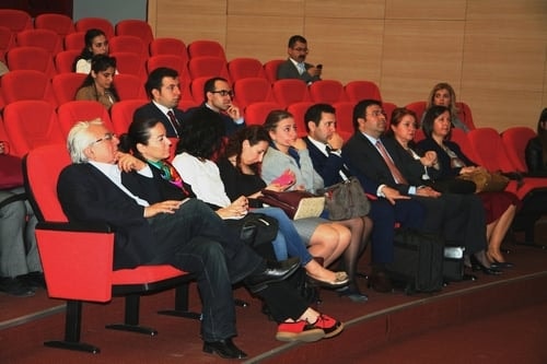 Üçüncü Yılında Kentsel Dönüşüm Uygulamaları
 - 7