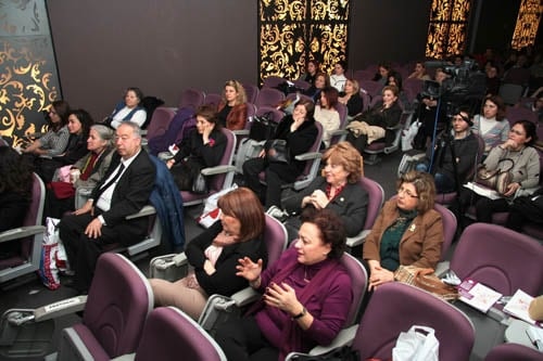Kadına Şiddet Durmak Bilmiyor

 - 113