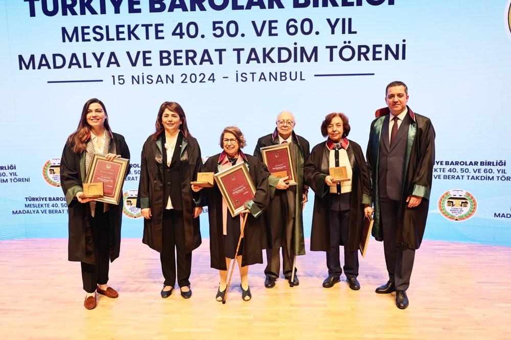 Meslekte 40, 50 ve 60 Yılını Dolduran Meslektaşlarımıza Plaket Verildi - 97