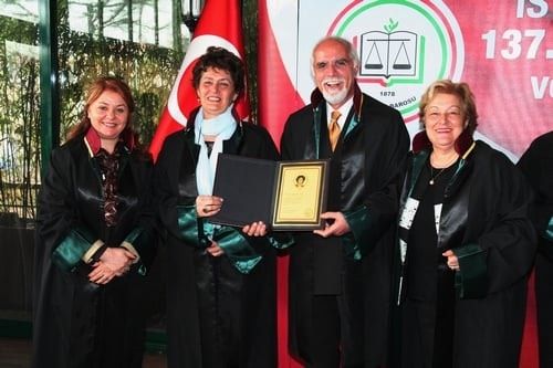 İstanbul Barosu 137 Yaşında!
 - 319