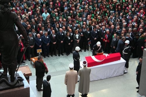Şehit Cumhuriyet Savcısı Kiraz Son Yolculuğuna Uğurlandı
 - 13