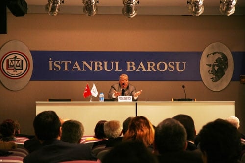 Prof. Dr. Av. Erdener Yurtcan:
“Ceza Avukatı Özgürlük Mücadelesi Verir” - 13