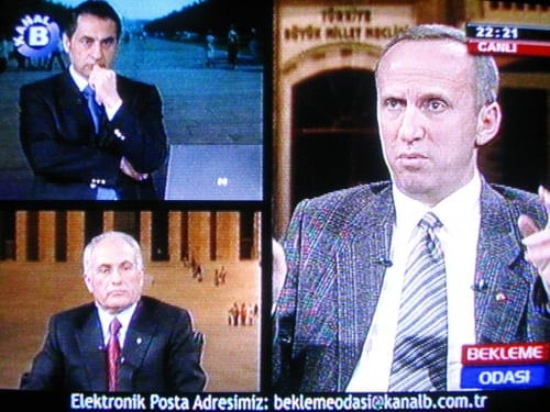 Özbek: “Ucu Açık Soruşturmalar 
Adil Yargılanma Hakkına Zarar Verir” - 1