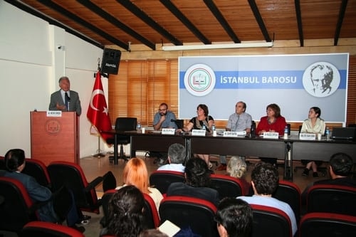 Hukuk Felsefesi Açısından Hukuk Ve Şiddet - 13