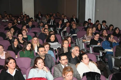 Kadın Hakları Ve Aile İçi Şiddet Semineri Devam Ediyor

 - 46