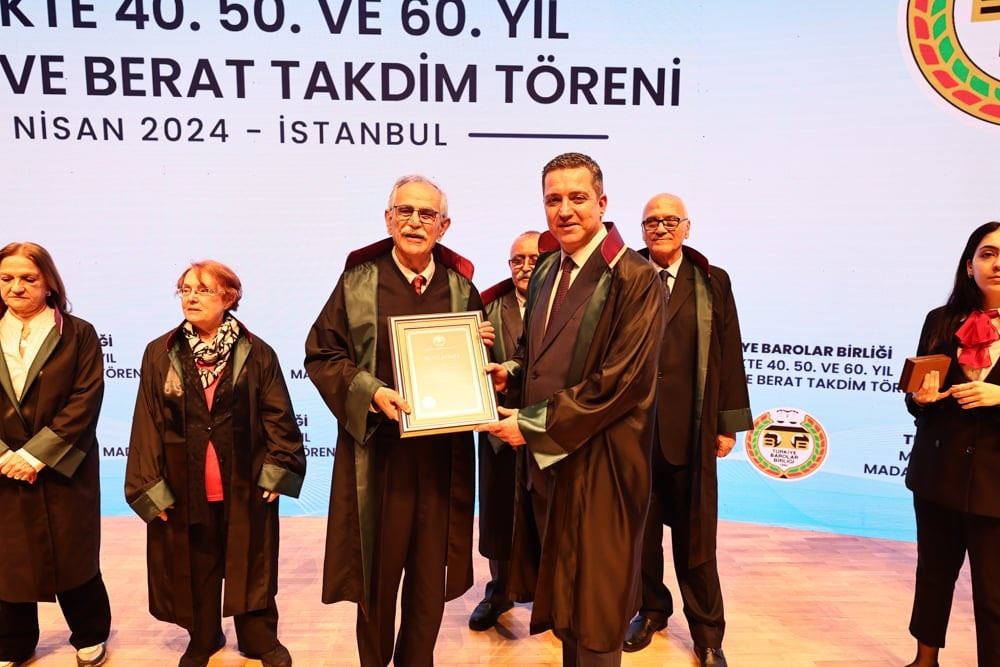 Meslekte 40, 50 ve 60 Yılını Dolduran Meslektaşlarımıza Plaket Verildi - 175