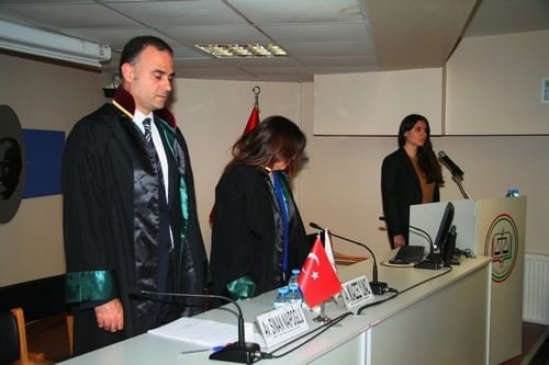 Adaleti Sağlayan Bir Meslek
 - 4
