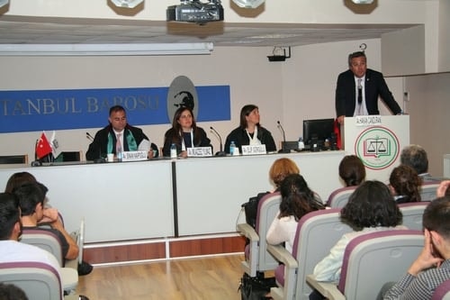 Türkiye’De Avukat Olmak Çok Kolay
 - 31