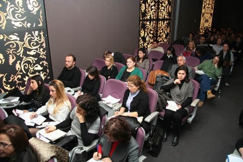Kadın Hakları Ve Aile İçi Şiddet Semineri Devam Ediyor

 - 33