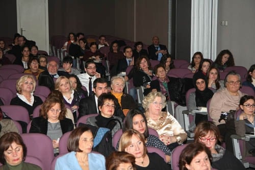 Kadına Şiddet Durmak Bilmiyor

 - 52
