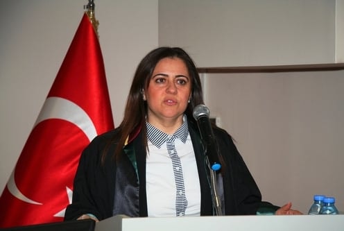 Hukuk Tarihini Avukatlar Yazar 
 - 11