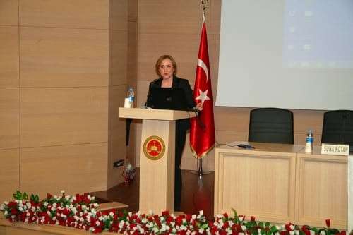 Üçüncü Yılında Kentsel Dönüşüm Uygulamaları
 - 8