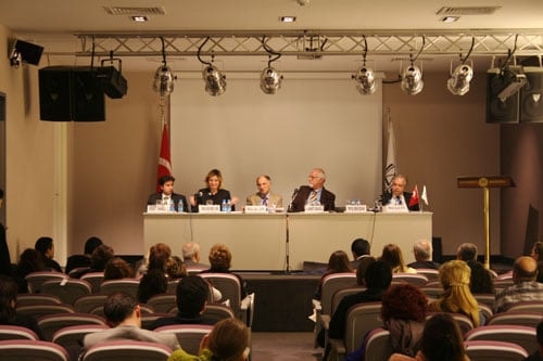Arabuluculuk Yasa Tasarısı 
Akademisyenlerce Değerlendirildi - 12