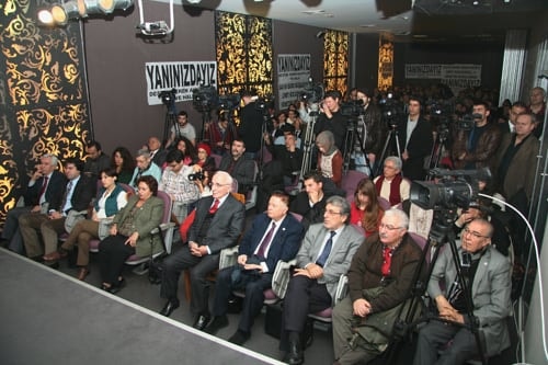 Baroya Karşı Hukuksuzlukların, Sindirme Ve Yıldırma Girişimlerinin Yoğunlaşması Üzerine İstanbul Barosu Yönetim Kurulu Olağanüstü Genel Kurul Kararı Aldı
 - 20