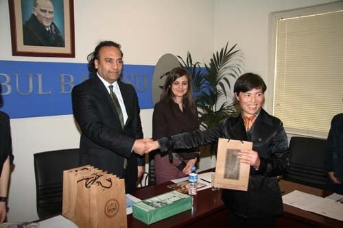 Çin Halk Cumhuriyeti  Hangzhou Kentinden Hukukçular Baromuzu Ziyaret Ettiler

 - 12