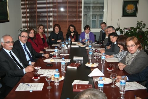 İzmir Barosu Yönetiminden 
İstanbul Barosuna Destek - 10