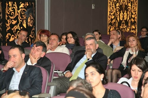 Türkü Gecesinde Her Yöreden Türküler

 - 22