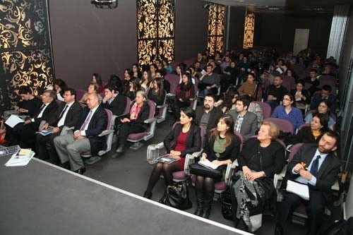 İstanbul Barosu Dış İlişkiler Merkezi Tarafından Düzenlenen
“Sınırlar Ve Sığınmacılar: Bir Suriye Örneği “ Konulu Toplantı Yapıldı - 32