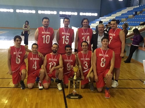 İstanbul Barosu’Nun United Basketbol Takımı Şampiyon Oldu
