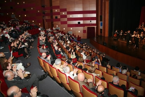Bahar Coşkusunda Bir Konser

 - 22