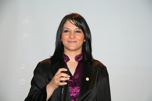 Engellerini Aştılar - 3
