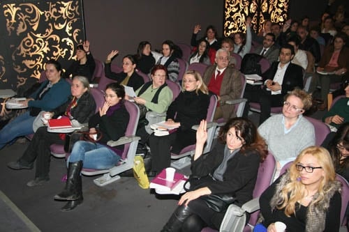 Kadın Hakları Ve Aile İçi Şiddet Semineri Devam Ediyor

 - 68