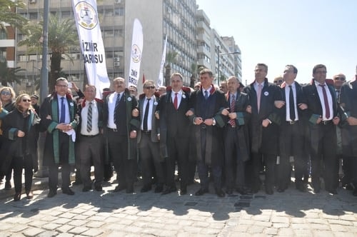 Binlerce Hukukçu Adalet İçin Yürüdü 