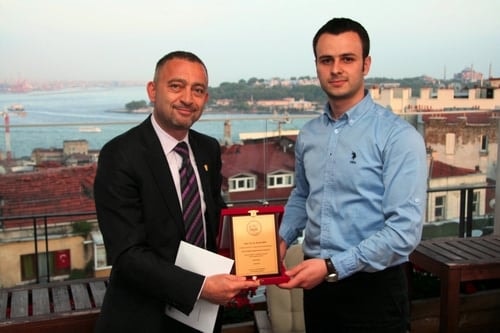 Kurgusal Duruşma Yarışmasında Bölge Birincisi Olan İstanbul Barosu Takımı Baro Yönetimince De Ödüllendirildi
 - 13