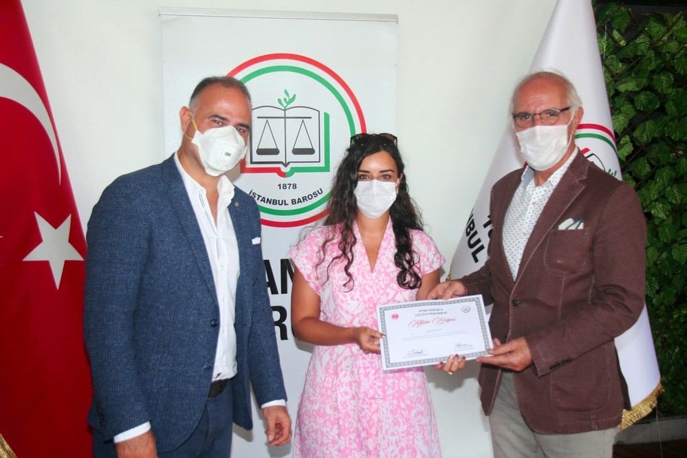 CMK ve Spor Hukuku Eğitimin Tamamlayanlara Sertifika Verildi - 15