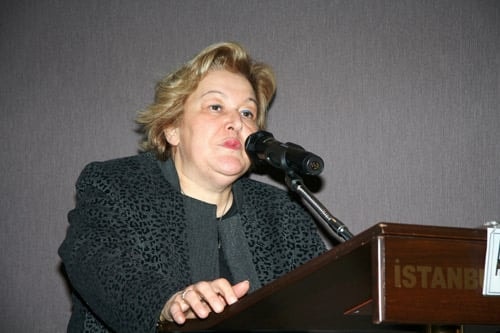 Töre Ve Kadın Cinayetleri
Feodal Yapıdan Kaynaklanıyor
 - 2