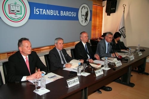 Tarihi Gerçeklikten Politik Kurguya Ermeni Sorunu
 - 25