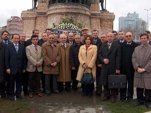 Stj. Avukatlar Komisyonugenel Kurulu 
Yürütme Kurulu Seçimiyle Noktalandı - 2