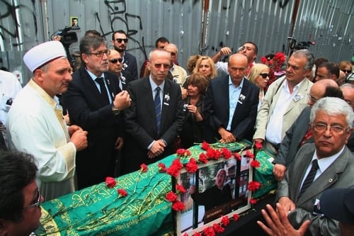 Av. Cengiz Kayıtmazer Son Yolculuğuna Uğurlandı
 - 23