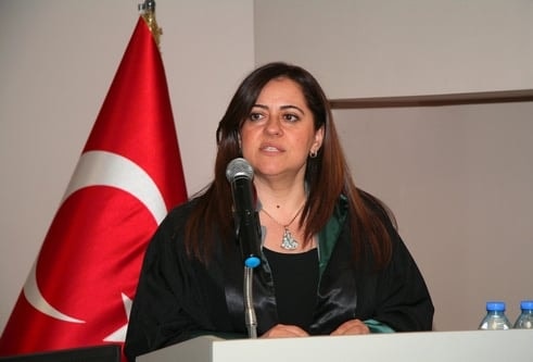 Savunmasız Bir Yargı Düşünülemez
 - 10