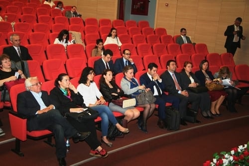 Üçüncü Yılında Kentsel Dönüşüm Uygulamaları
 - 3