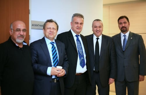 Avukat Hakları Merkezi'nin İstanbul Adalet Sarayındaki Birimi Faaliyete Geçti
 - 2