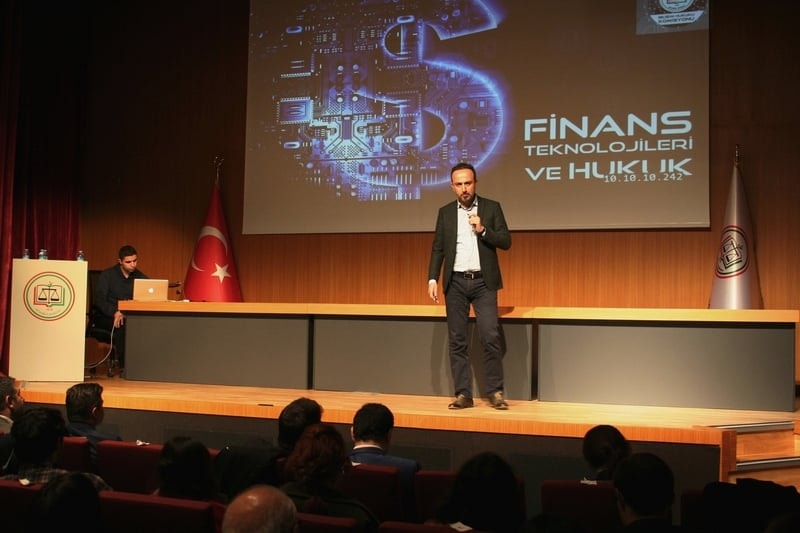 #FINTECH - 37