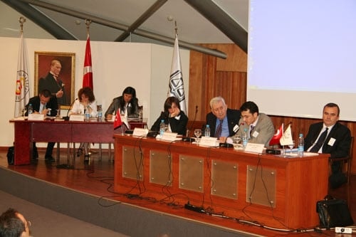 Sem Kurultayında
Avukatlık Mesleğinin Geleceği Ve Staj
Konusu Tartışıldı - 15